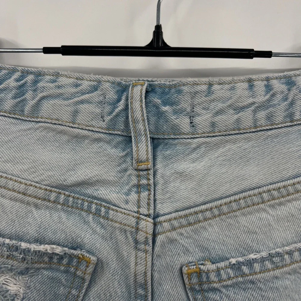 Free People We The Free Distressed Denim Shorts Light Wash Blue 27 Button Fly‎